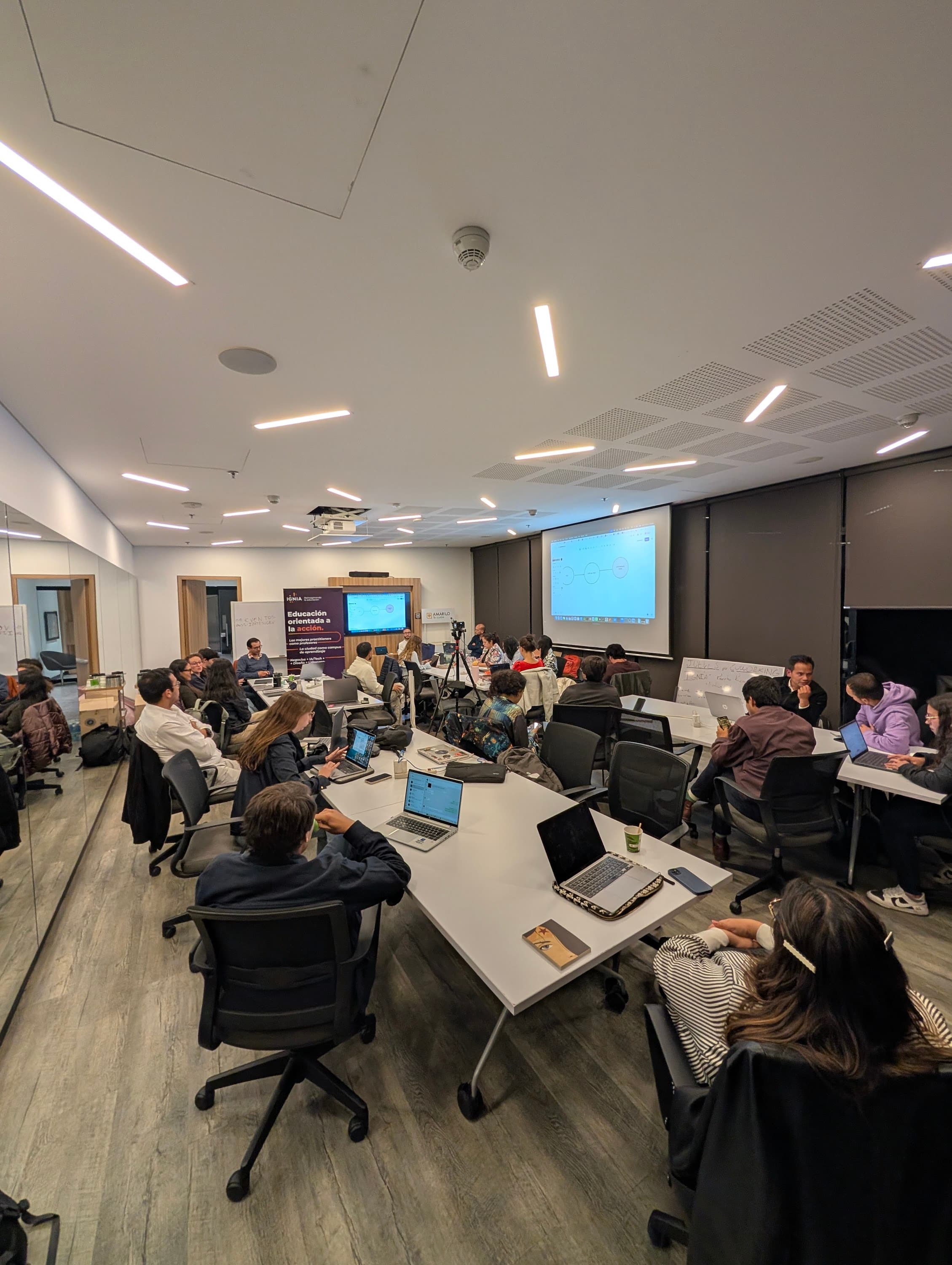Sesión de co-creación en las oficinas de Ignia